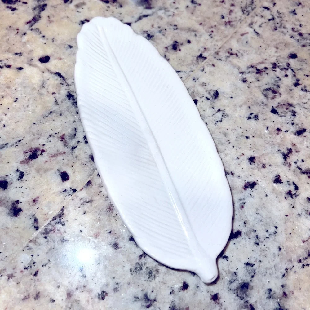 White Leaf Trinket Dish